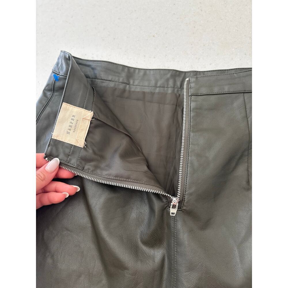 Harper Heritage Faux Leather Mini Skirt XS Olive Green A-Line Zip Back Pockets - Picture 11 of 13